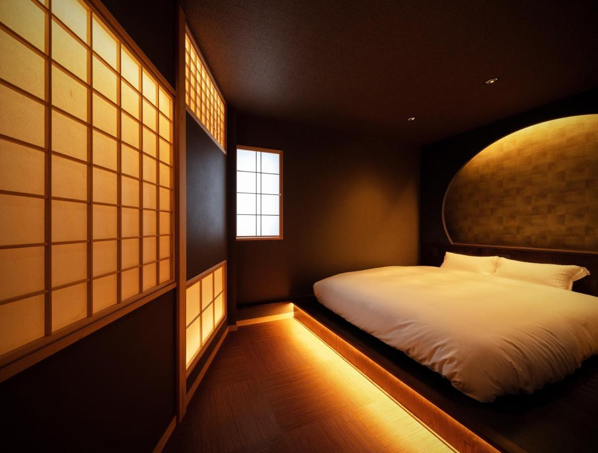 古今 天下茶屋 With A Private Parking Lot And A Half Open-Air Bath And Direct To Kix Villa Oszaka Kültér fotó