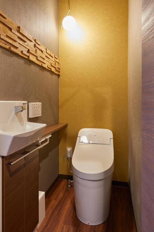古今 天下茶屋 With A Private Parking Lot And A Half Open-Air Bath And Direct To Kix Villa Oszaka Kültér fotó