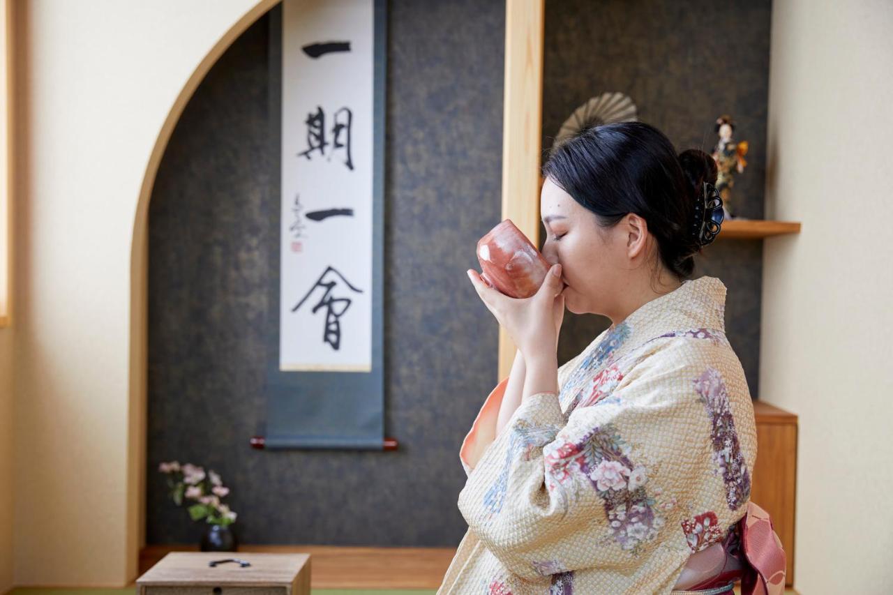 古今 天下茶屋 With A Private Parking Lot And A Half Open-Air Bath And Direct To Kix Villa Oszaka Kültér fotó